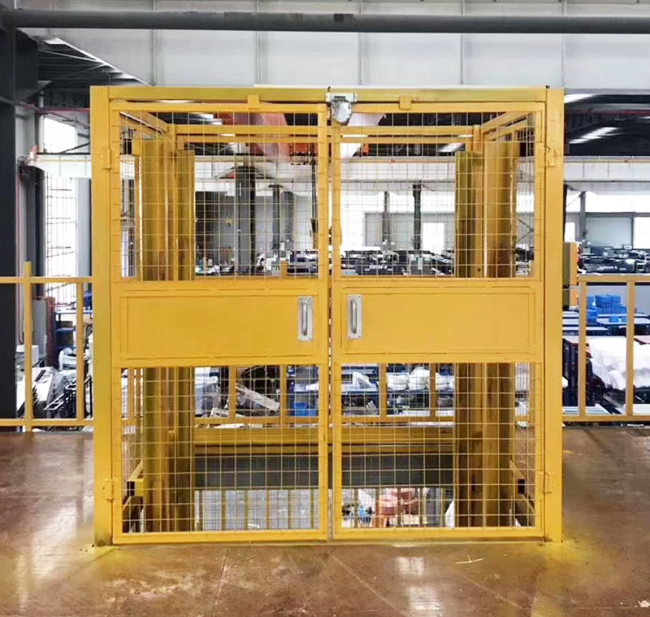 昆明智能导轨式升降机亮相