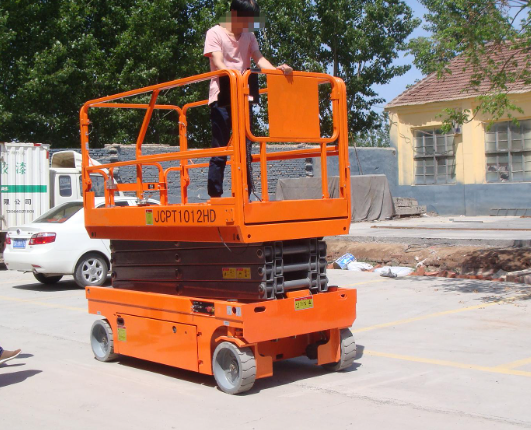 昆明移动式升降平台规格与使用规范